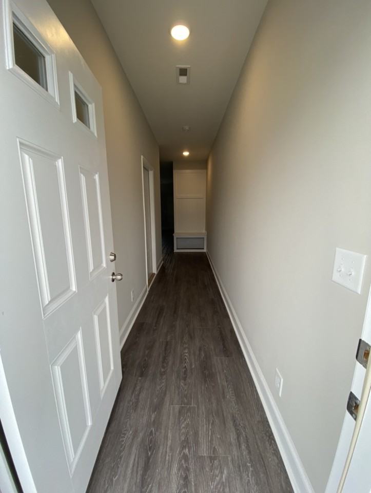 1032 Glenkirk Dr #C - Photo 2 of 20
