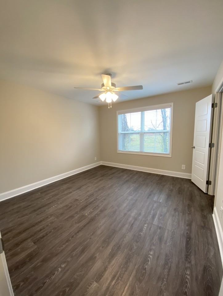 1032 Glenkirk Dr #C - Photo 6 of 20