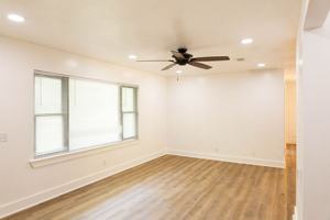 featured image of 2321 S Laverne Ave #1