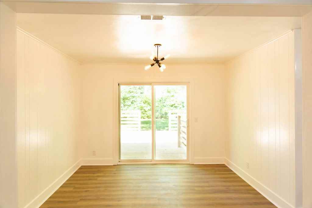 2321 South Laverne Avenue #1 - Photo 4 of 16