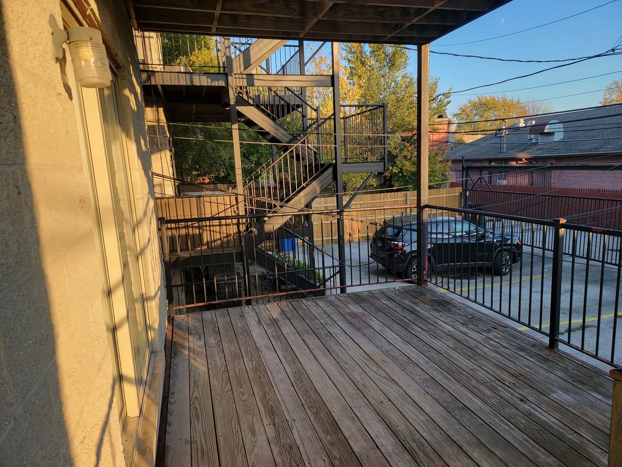 525 East Bowen Avenue #1 - Photo 4 of 32