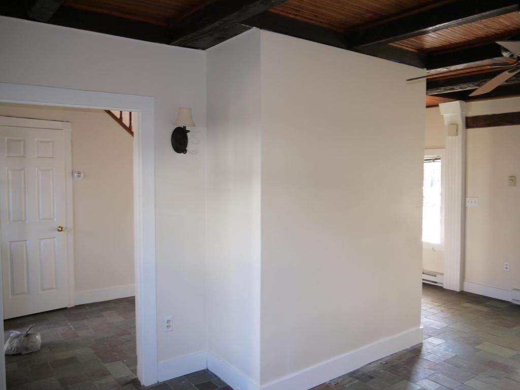 110 Pear Aly - Photo 2 of 17