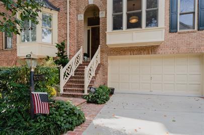 1532 Hampton Hill Cir - Photo 2 of 50