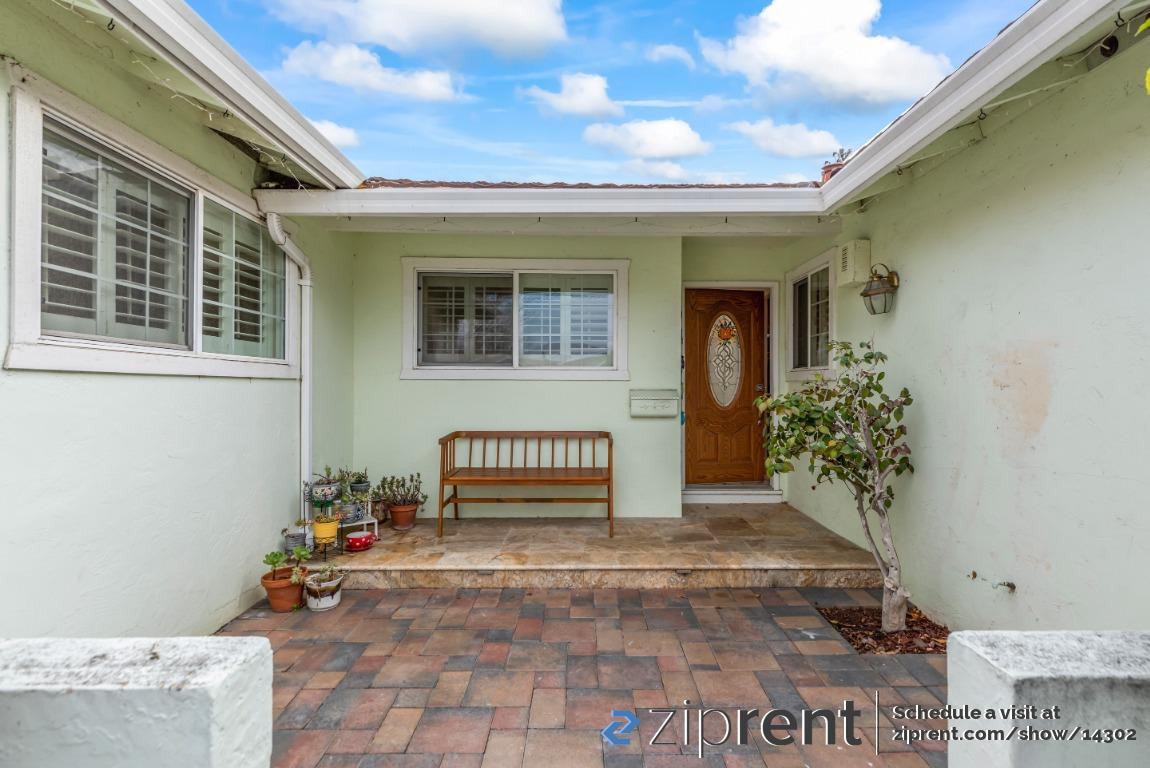 1536 Sonoma Dr - Photo 3 of 22