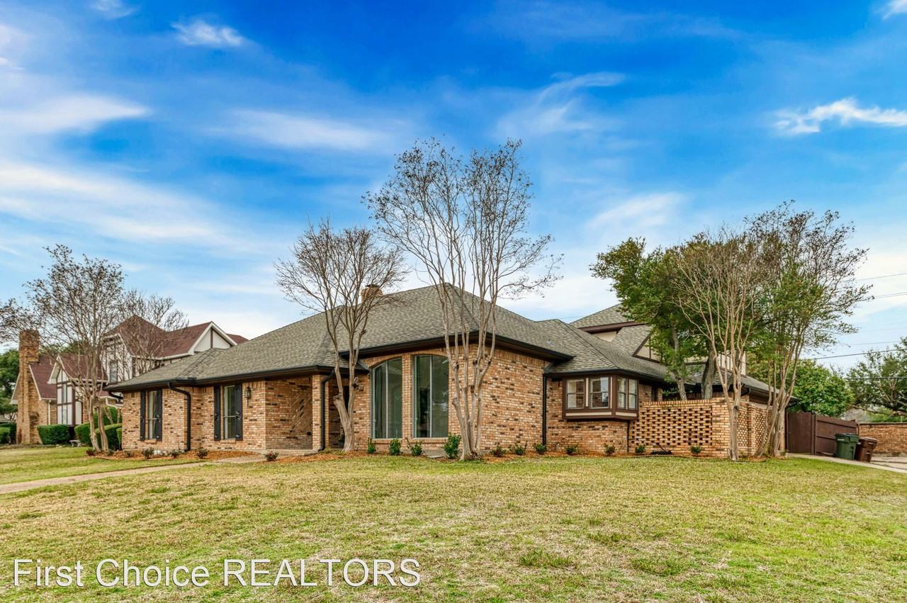 4005 Sparrows Point Dr - Photo 2 of 29