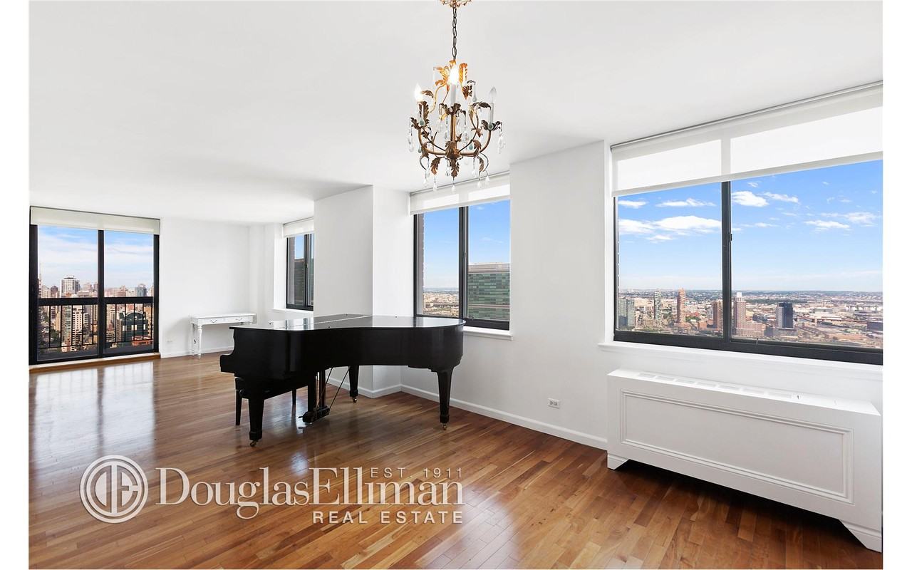 250 E 40th St #47C