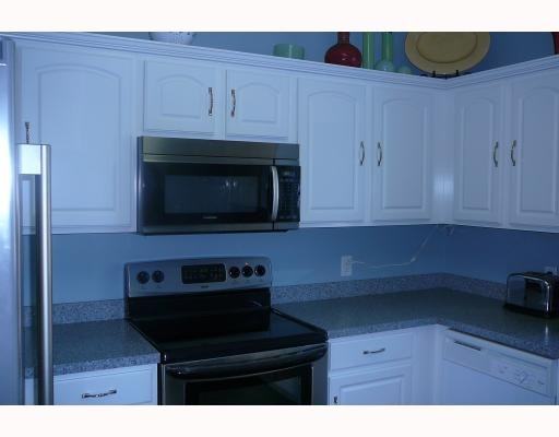 303 Antigua Dr - Photo 3 of 8