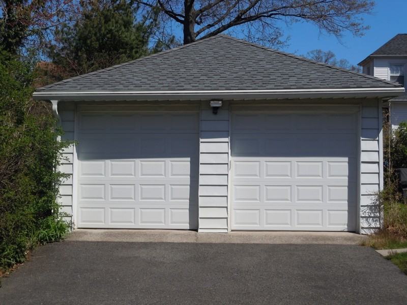 222 Glenwood Ave - Photo 2 of 18