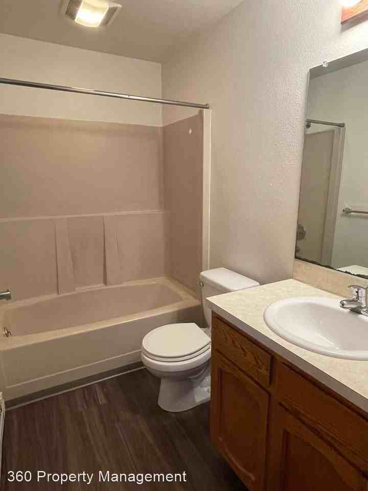 1397 Zylstra Rd - Photo 2 of 11
