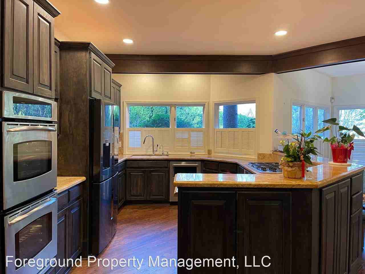 3324 78th Pl Ne - Photo 3 of 32