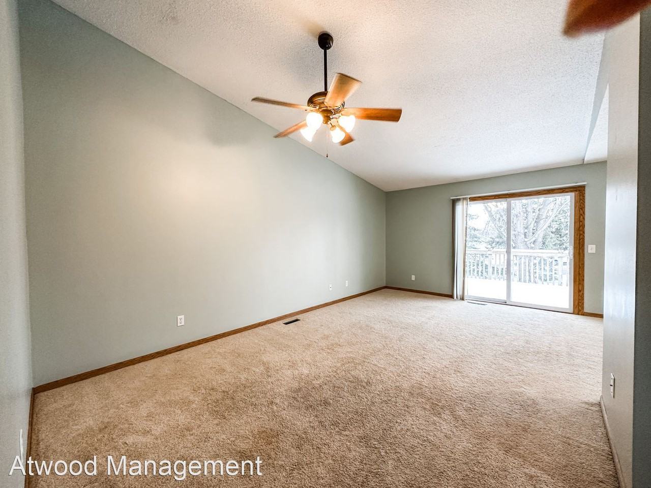 127 Sandpiper Drive - Photo 2 of 15