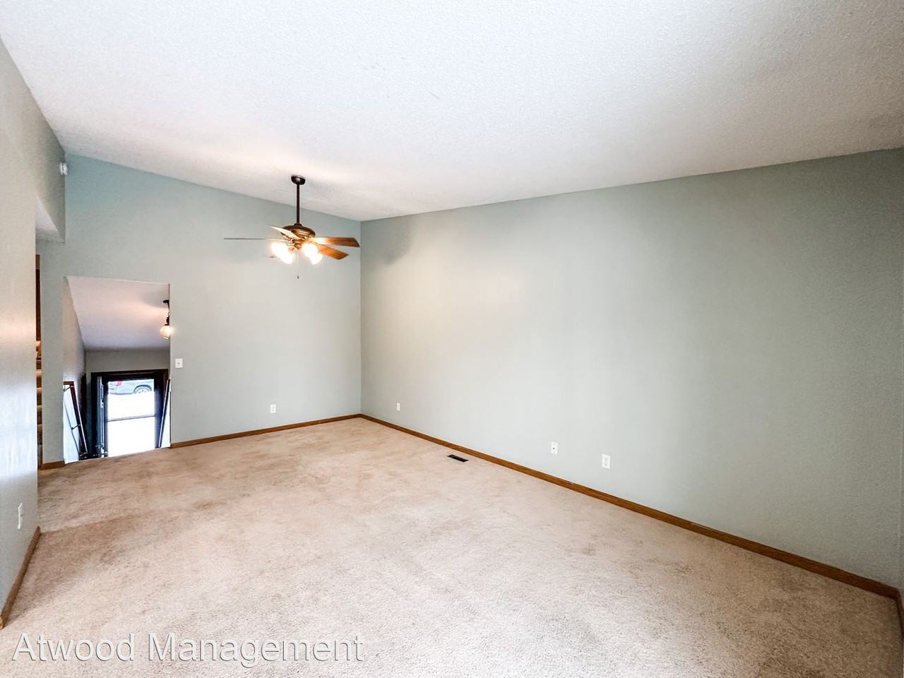 127 Sandpiper Drive - Photo 3 of 15