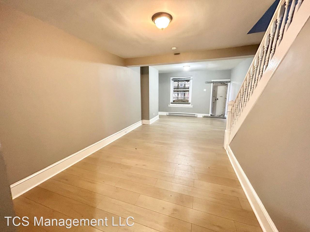 532 N Paxon St - Photo 2 of 7