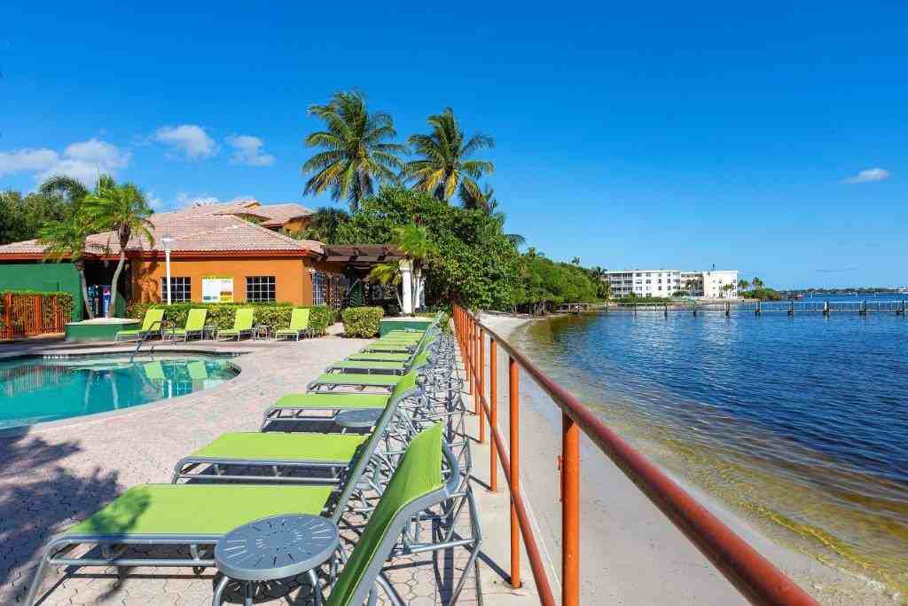 Manatee Bay - Photo 5 of 38