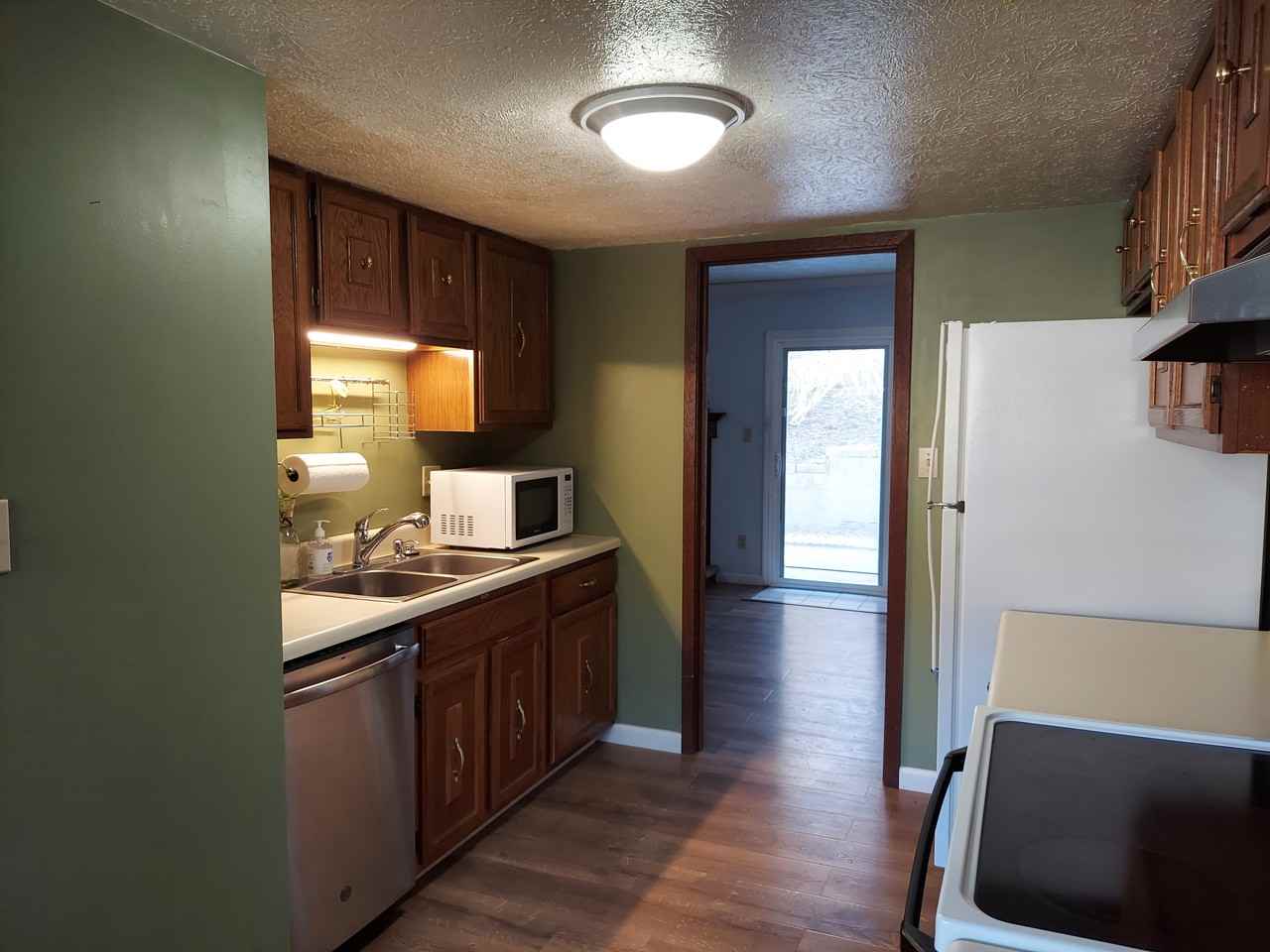 26 Regency Court - Photo 3 of 14