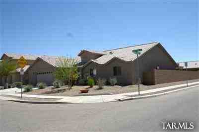 10614 E Bridgeport St - Photo 2 of 24