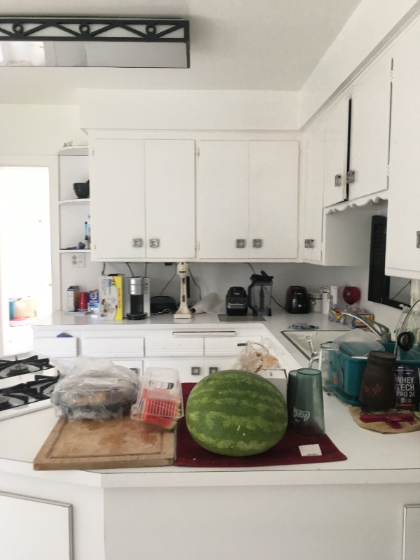 3746 Fairview Ave - Photo 6 of 18