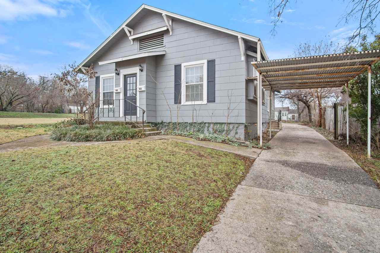 2306 NW 38th - 2306 #2306 - Photo 4 of 24