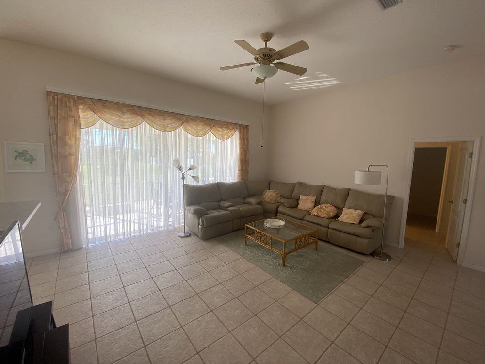 1437 Keyway Rd - Photo 3 of 14