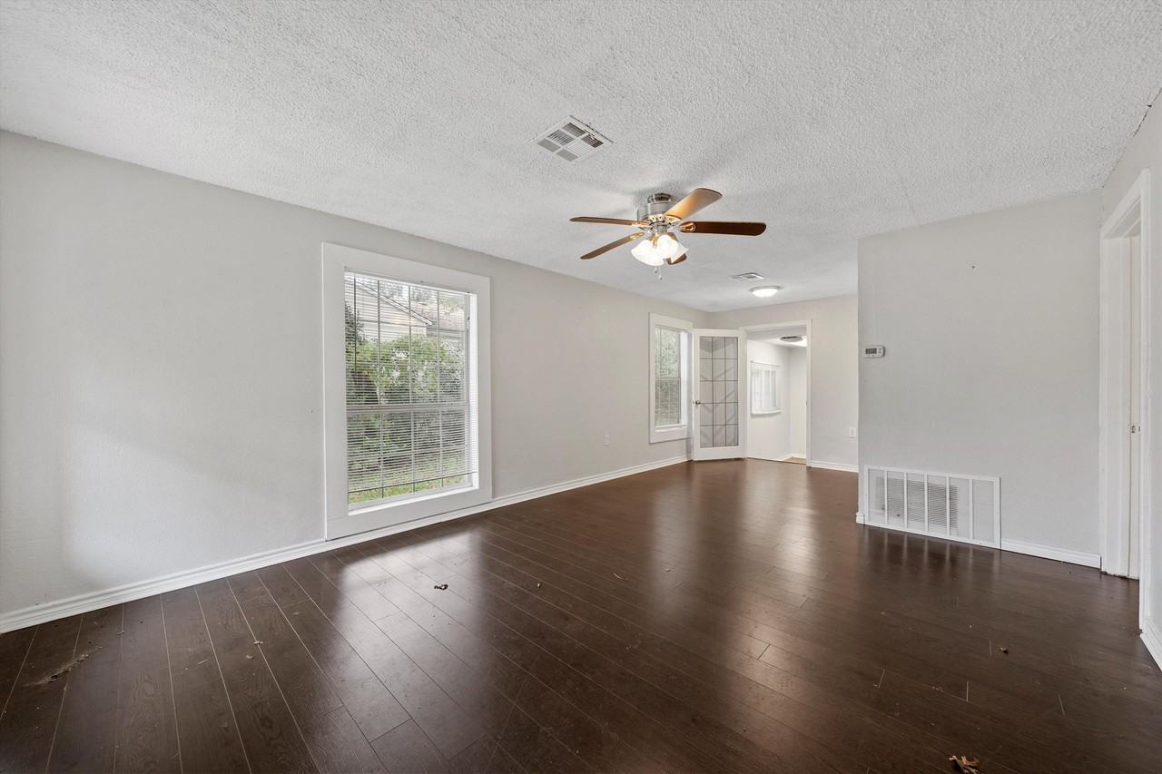 513 N 34th St #1 - Photo 2 of 48