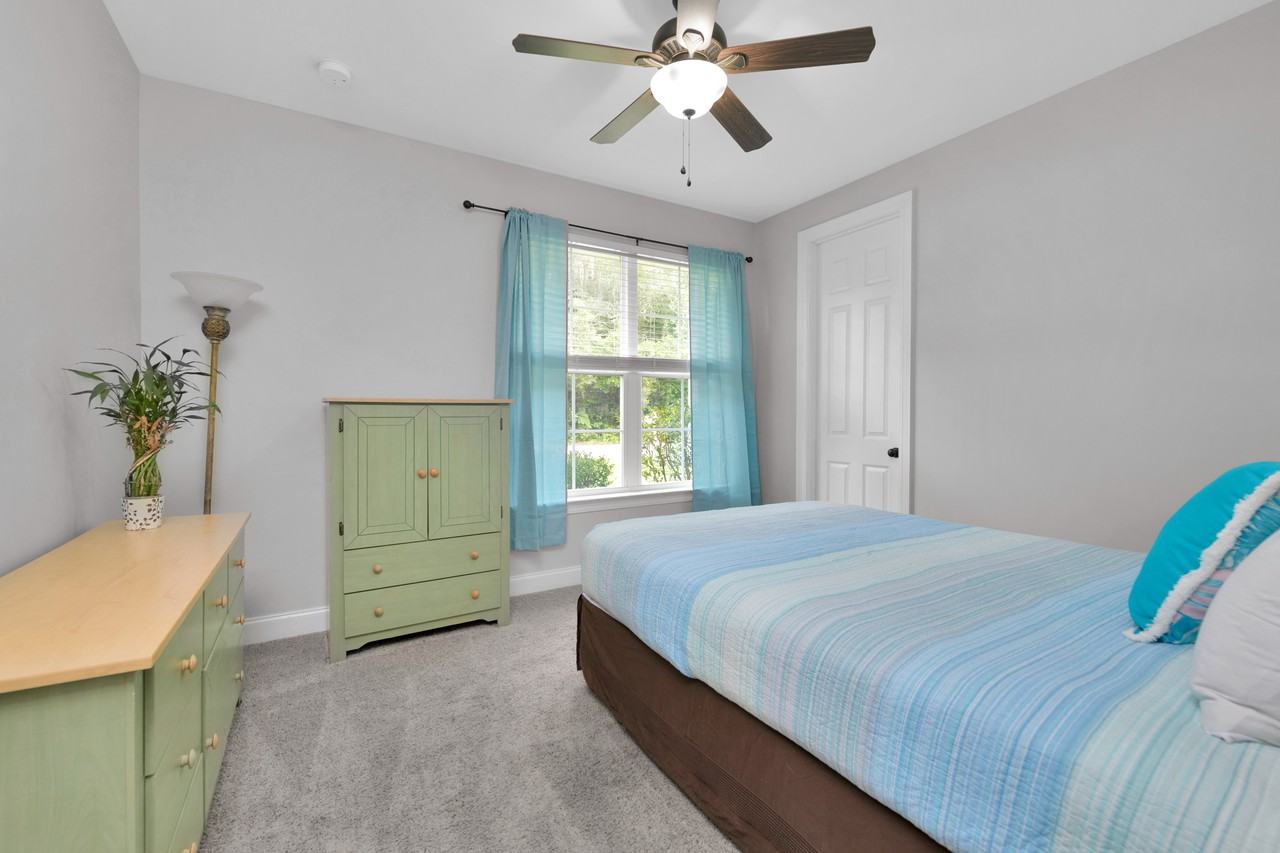 902 Bay Breeze Cv #1 - Photo 4 of 28