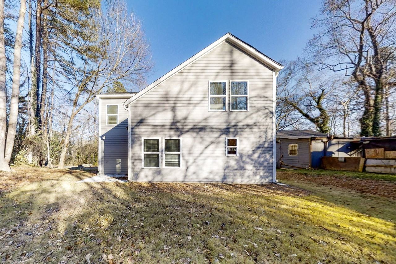 Lotus Ave Nw - Photo 4 of 11