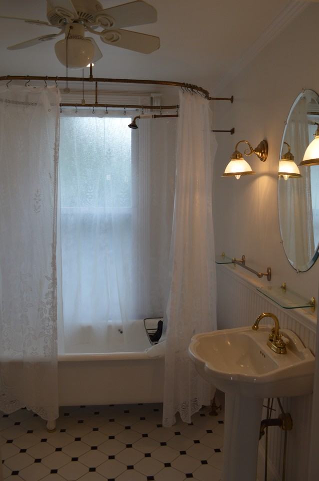 160 Avenida Menendez - Photo 3 of 23