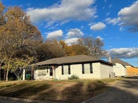 701 S Valentine Dr - Photo 1 of 1
