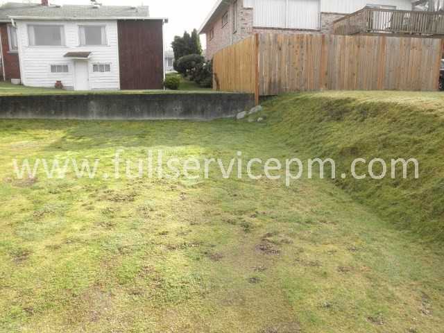 533 Grant Ave S - Photo 3 of 11