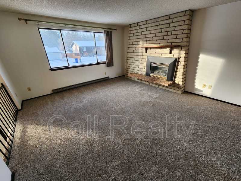 10811 E 26th Ave - Photo 2 of 10