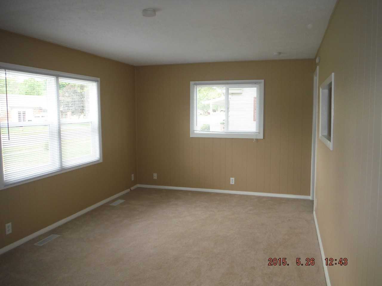 514 Carol Dr - Photo 3 of 21