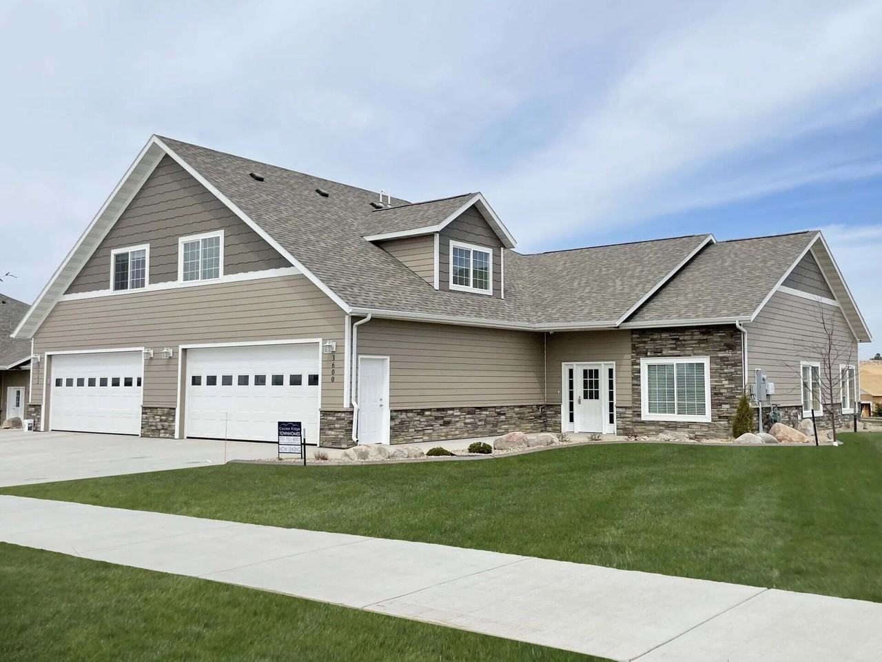 Coulee Ridge Twin Homes