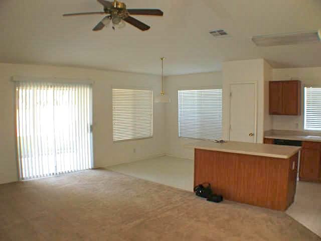3052 E Carla Vista Dr - Photo 2 of 6