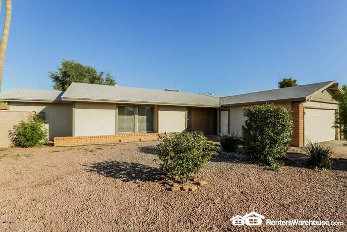 3324 N 79th Ave - Photo 2 of 20