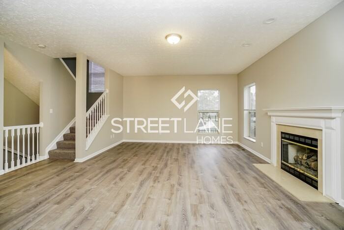 598 Hadshire Ct - Photo 3 of 15