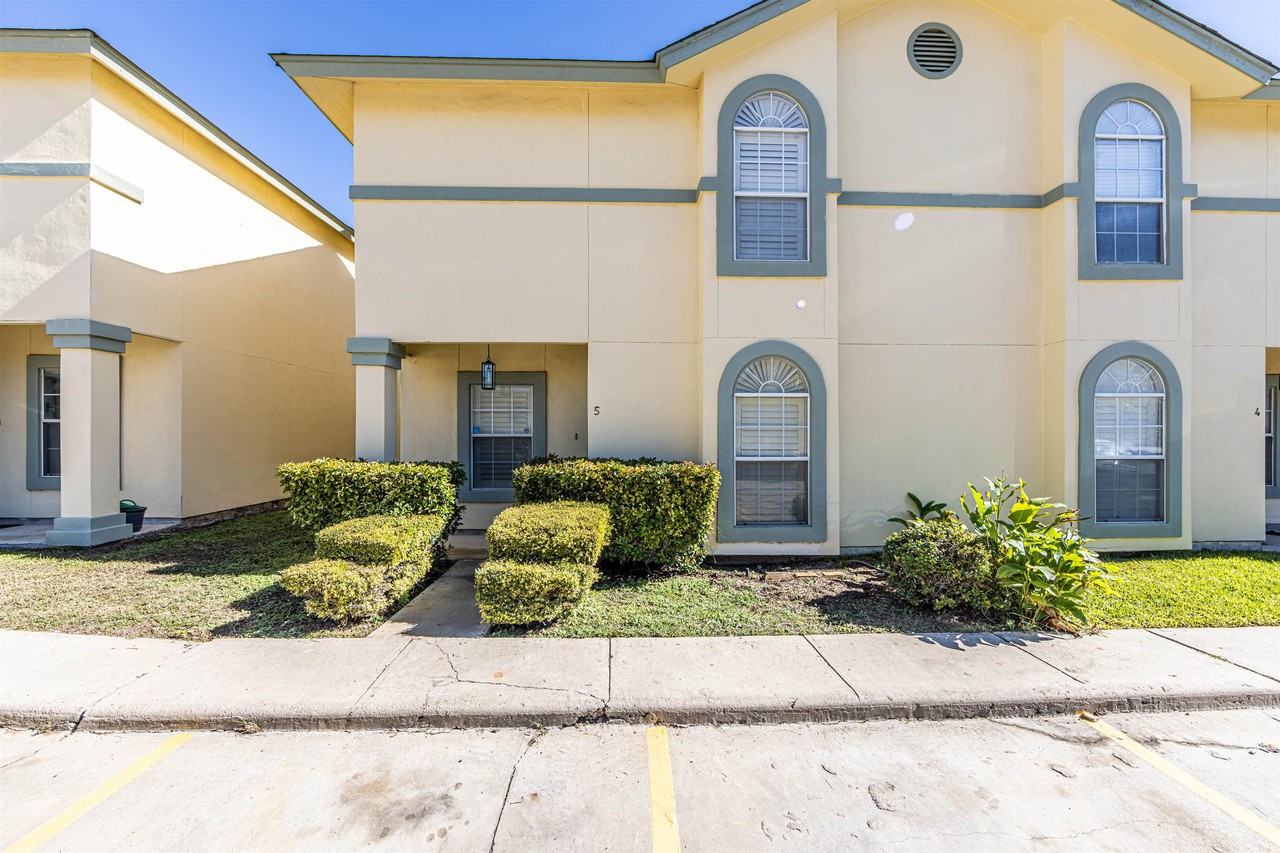 1000 Ranchway Dr, Laredo, TX 78045, USA 7 unit Rentals Zumper