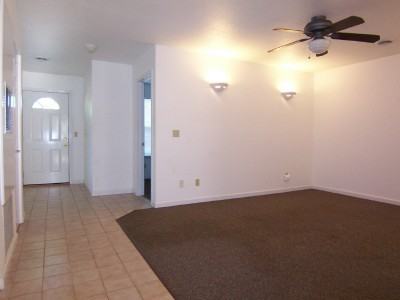 722 W Broomfield St #G02 - Photo 5 of 18