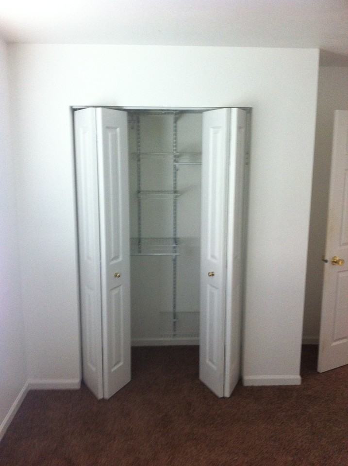 722 W Broomfield St #G02 - Photo 6 of 18