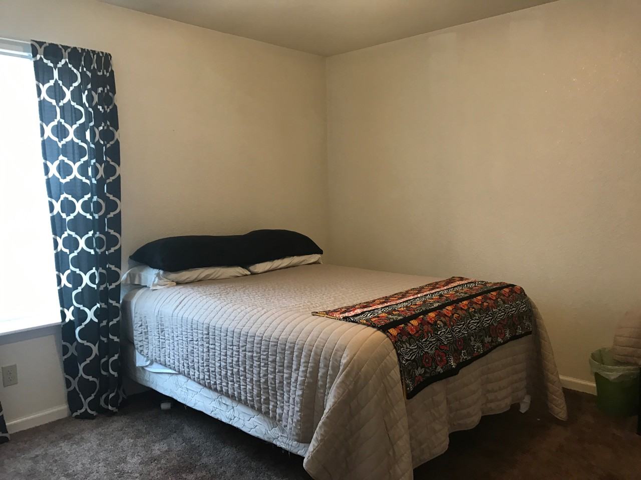 722 W Broomfield St #G02 - Photo 7 of 18