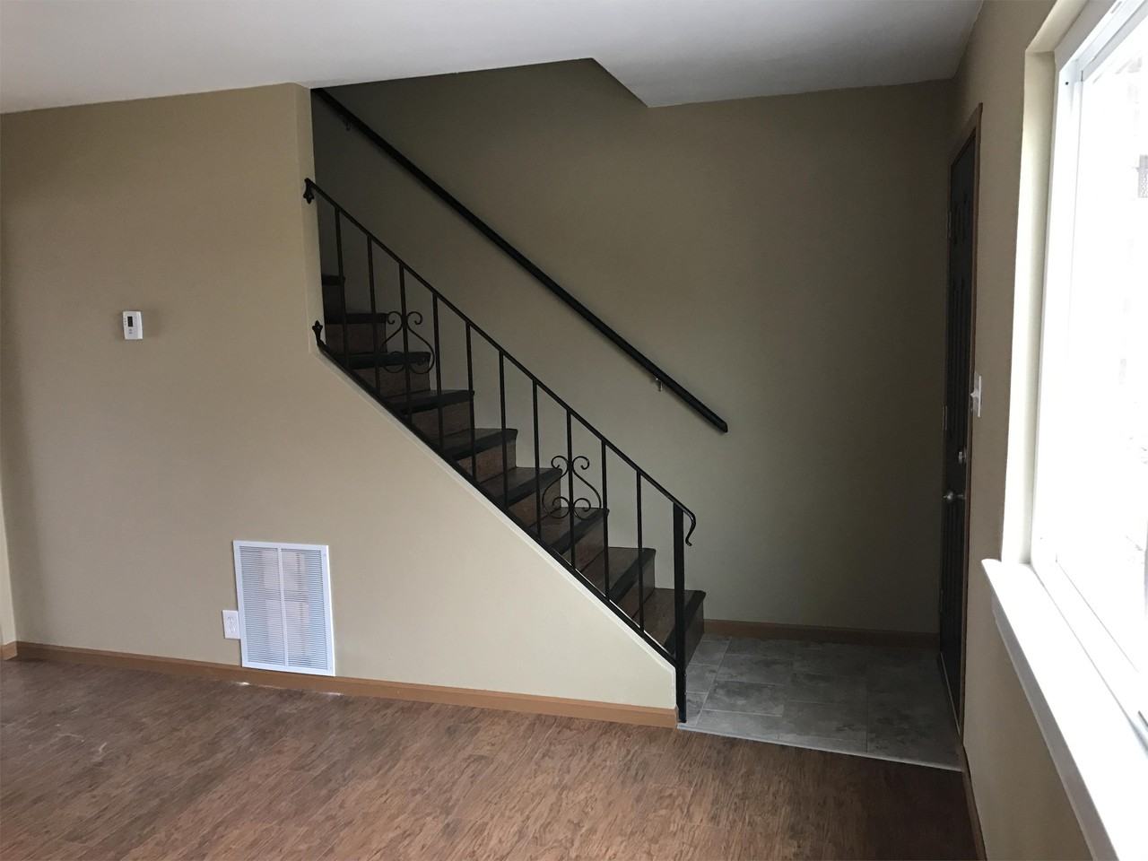 308 Biggs Dr #D - Photo 2 of 11