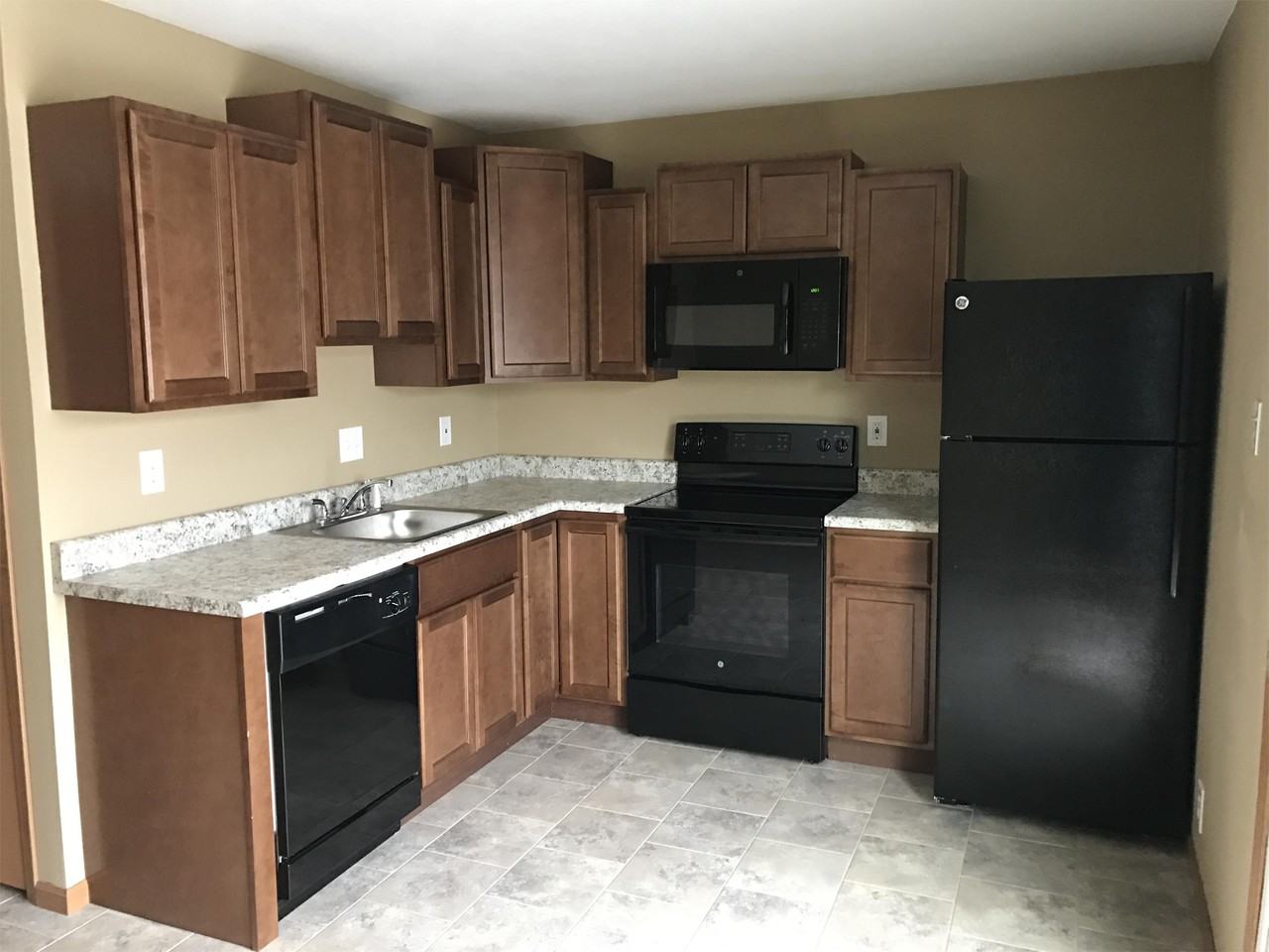 308 Biggs Dr #D - Photo 3 of 11