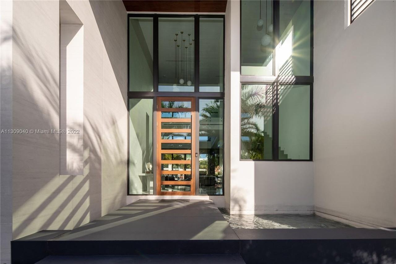 128 Fiesta Way - Photo 5 of 50