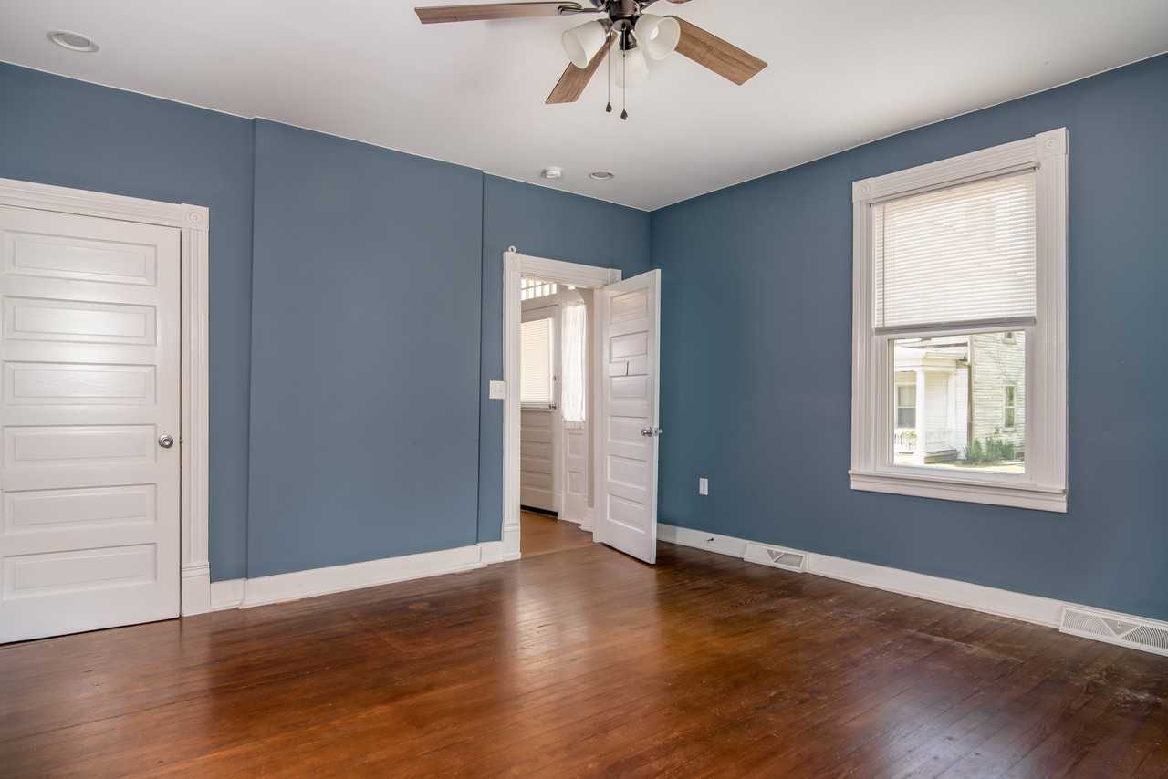 381 Main St #1 - Photo 7 of 22