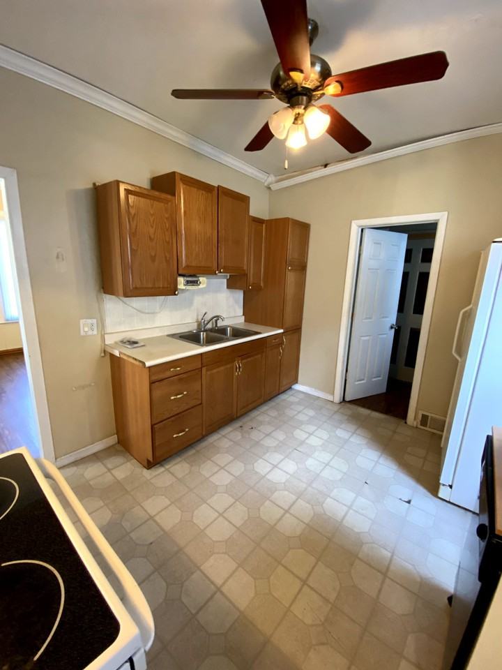 1522 N 15th St - Photo 7 of 25