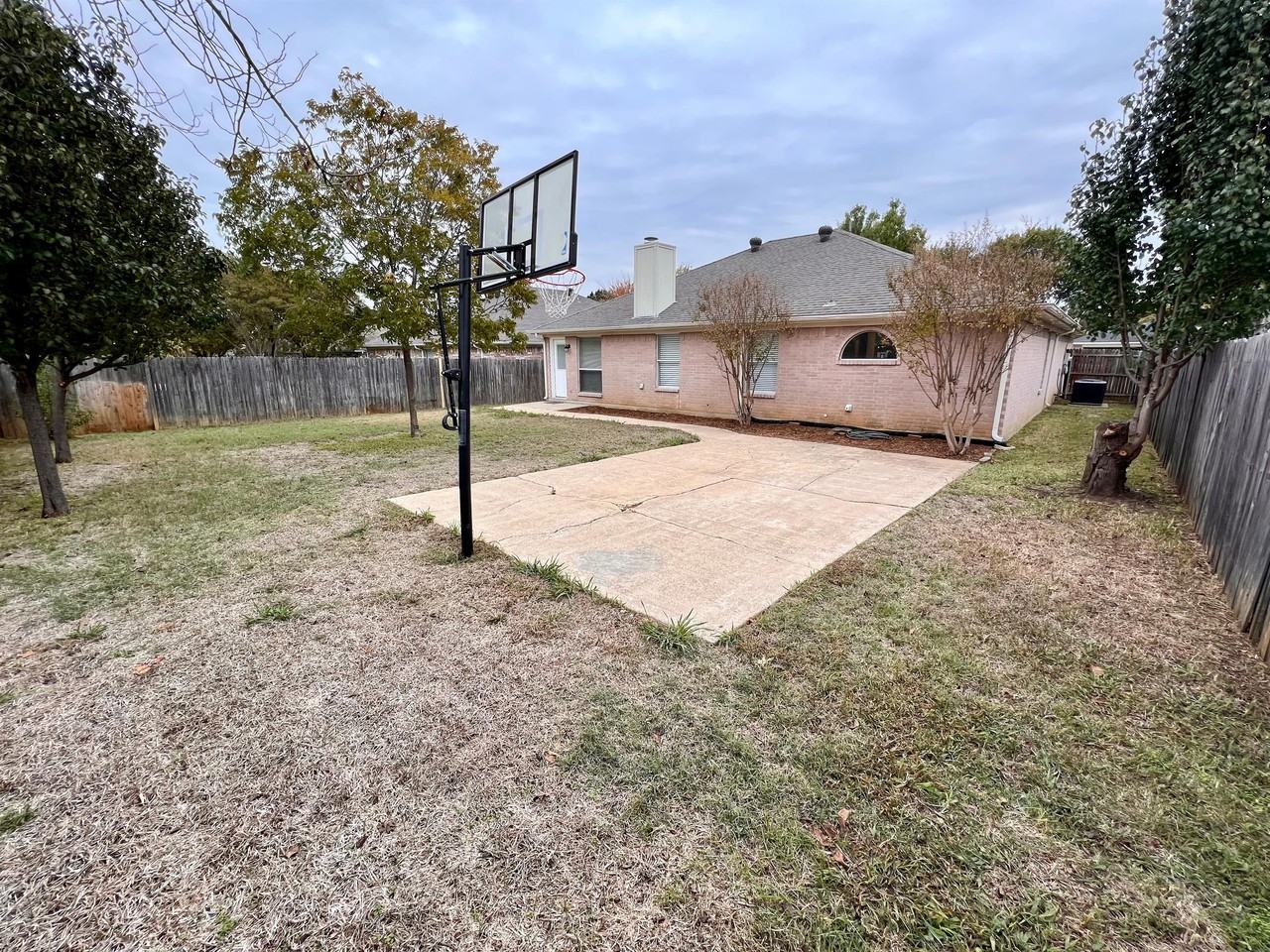 2805 Yorkfield Ct #1 - Photo 5 of 26