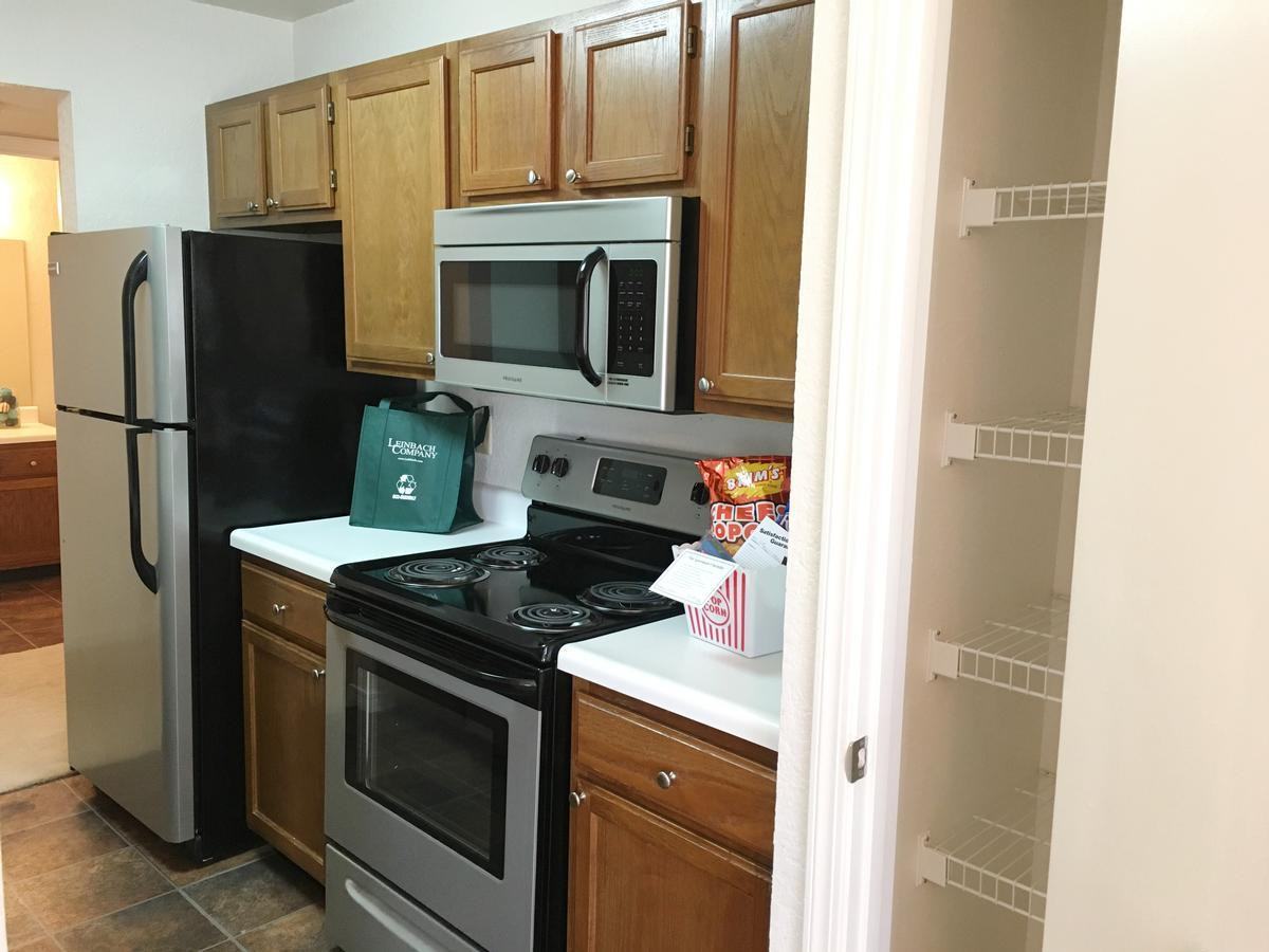 2929 E 95th St - Photo 2 of 11