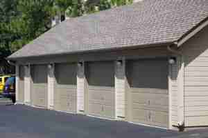 featured image of 2929 E 95th St