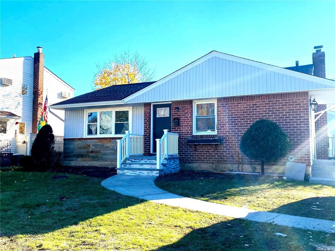 4 Cornell Ave, Hicksville, NY 11801 3 Bedroom House for 4,500/month