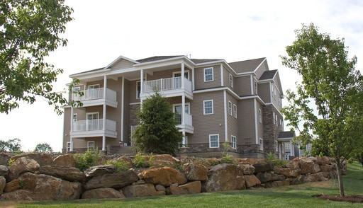 11 Stoneledge Dr #03