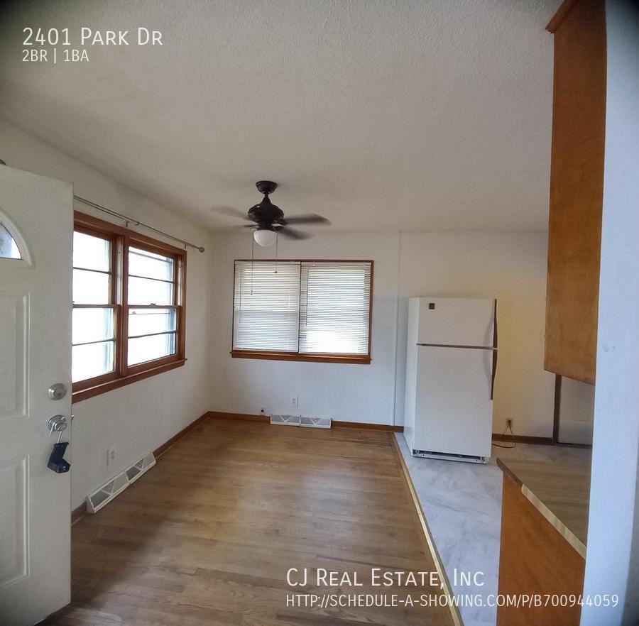 2401 Park Dr - Photo 2 of 10